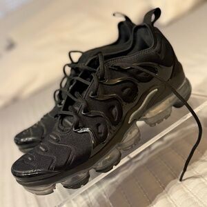 Nike Air VaporMax Plus Women’s Sneakers